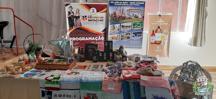 São João do Oeste participa de seminário regional de turismo